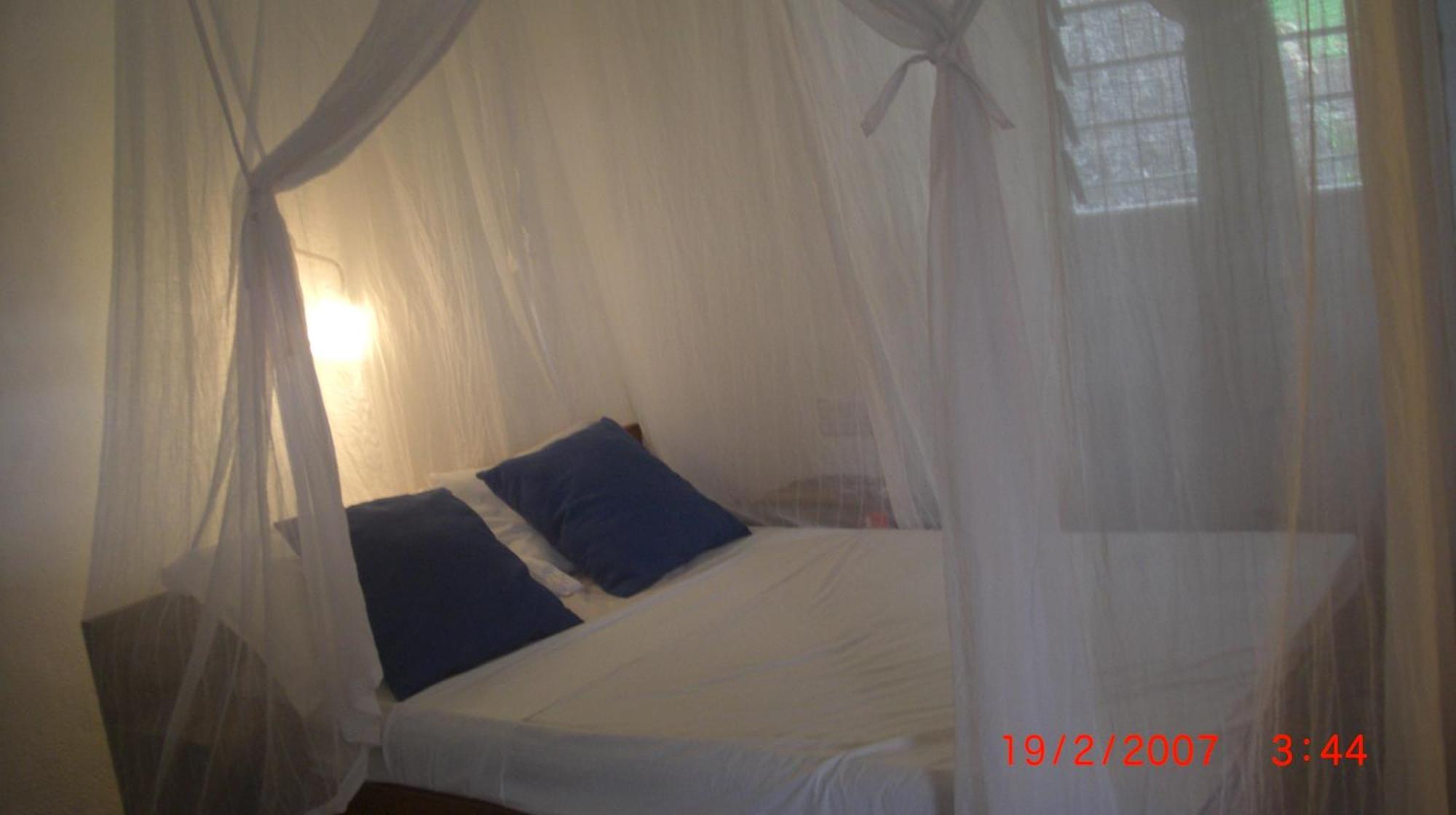 Kokogrove Chalets Villa Anse Royale Room photo