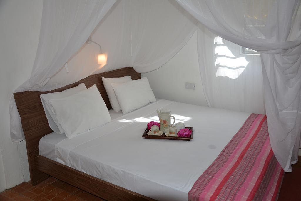 Kokogrove Chalets Villa Anse Royale Room photo